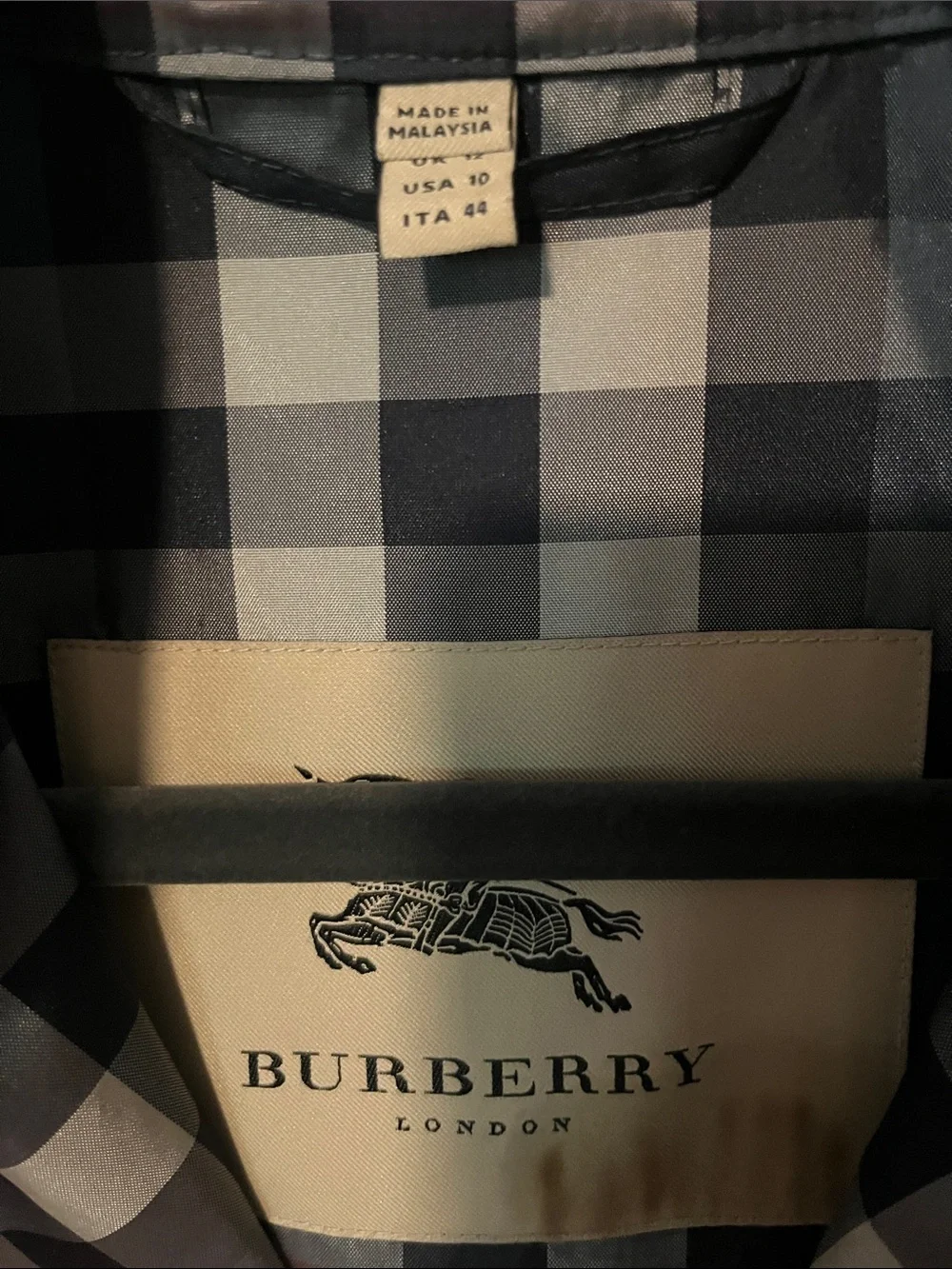 Burberry Navy and White Plaid Double-Breasted Trench Coat - Picture 3 of 3